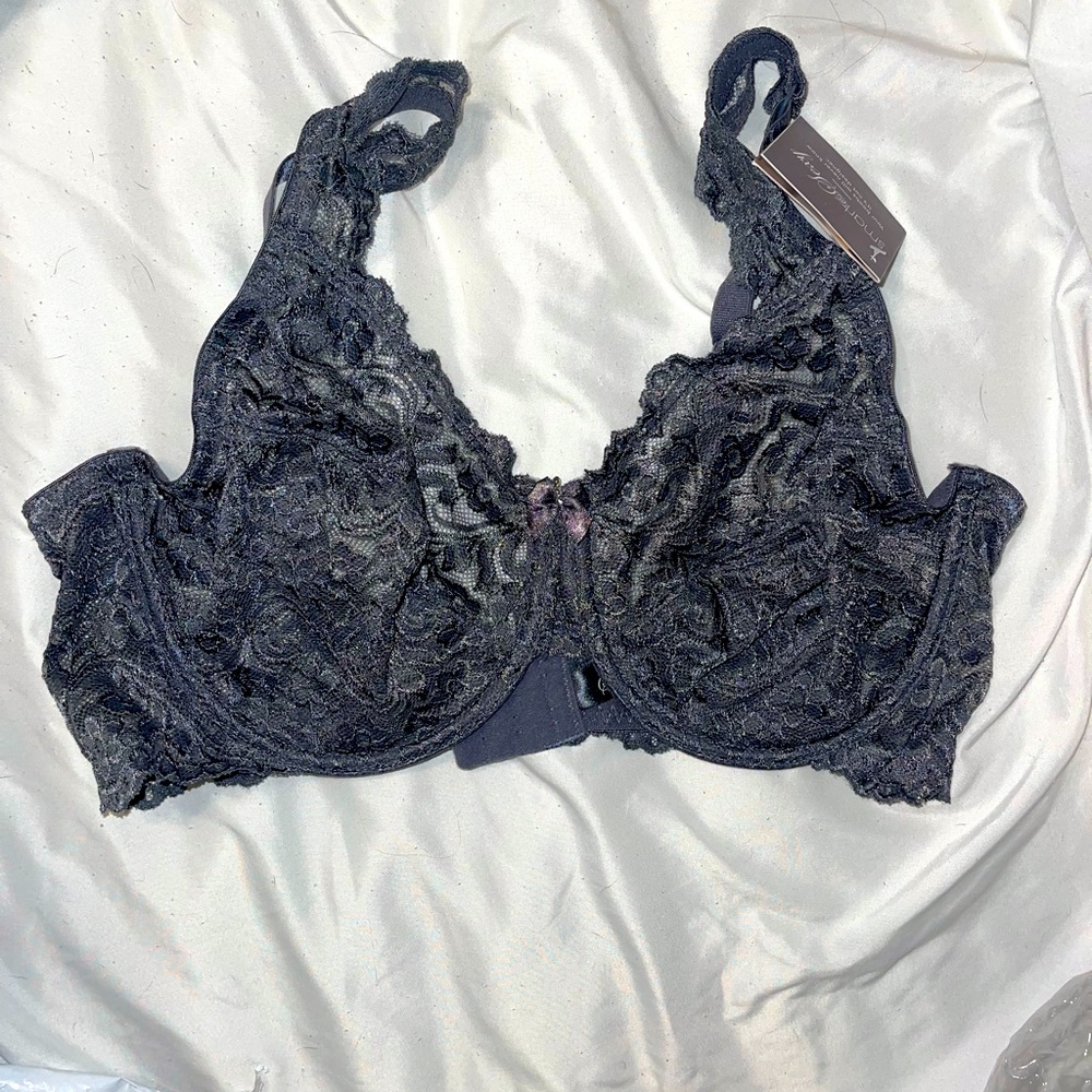 NWT bra